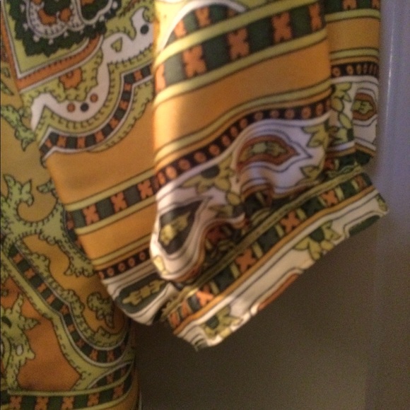 NEW Poly Silk blouse. L-XL, 29”L, 48” bottom. No wrinkle. - Picture 2 of 4